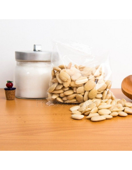 Almendras crudas repeladas. Comuna 250 gr